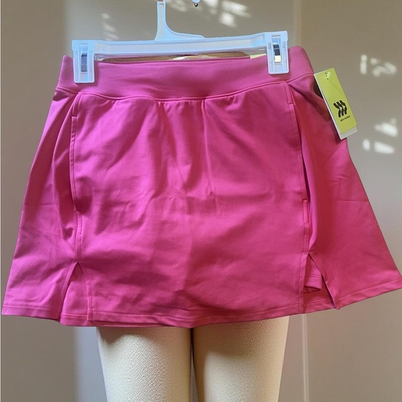 All in Motion Vibrant Pink Knit Skort - Picture 4 of 7